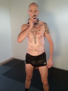 Rullerisouse, poppers slut into being destroyed